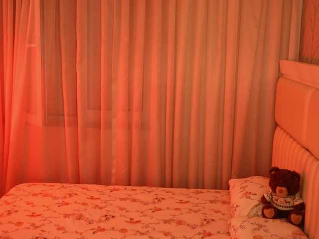 LiaGotti's BongaCams show and profile