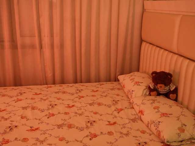 LiaGotti's BongaCams show and profile