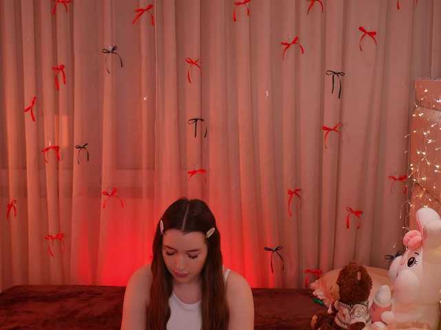 LiaGotti's BongaCams show and profile