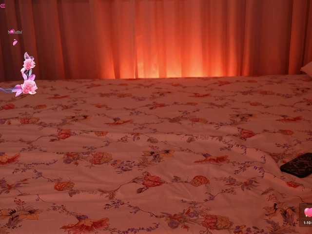 LiaGotti's BongaCams show and profile