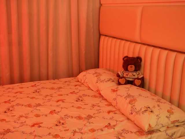 LiaGotti's BongaCams show and profile