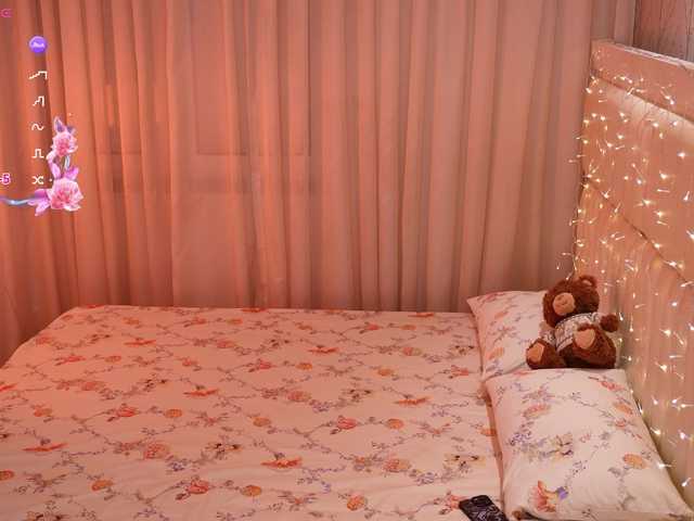 LiaGotti's BongaCams show and profile