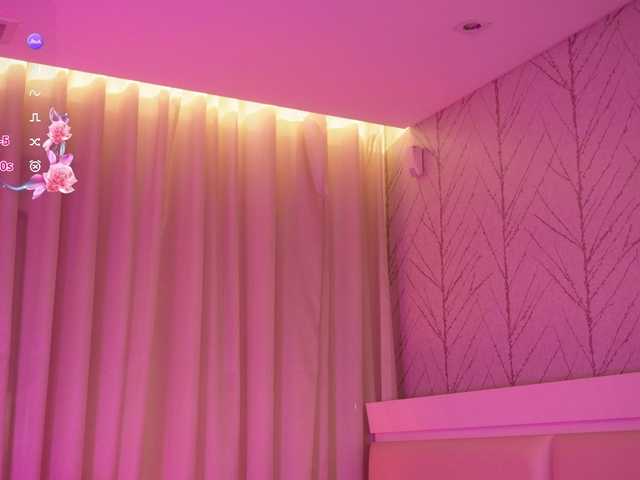 LiaGotti's BongaCams show and profile