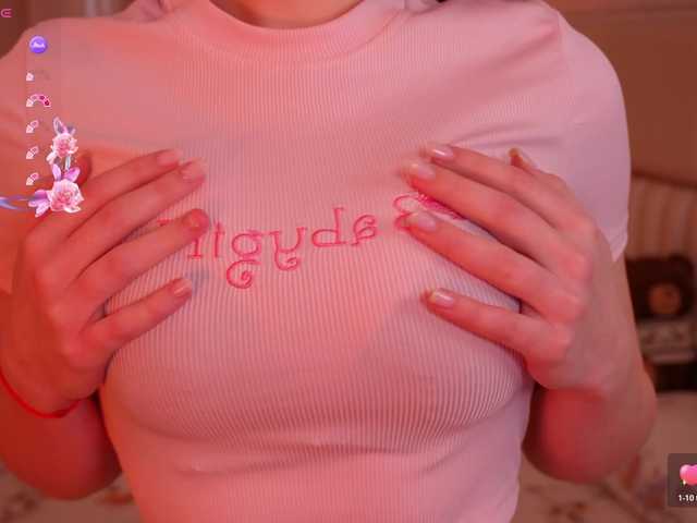 LiaGotti's BongaCams show and profile