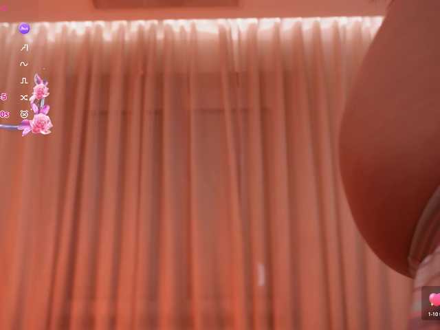 LiaGotti's BongaCams show and profile