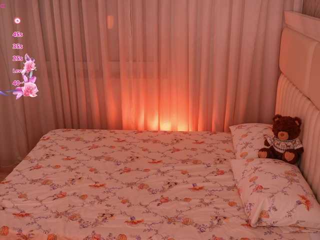 LiaGotti's BongaCams show and profile