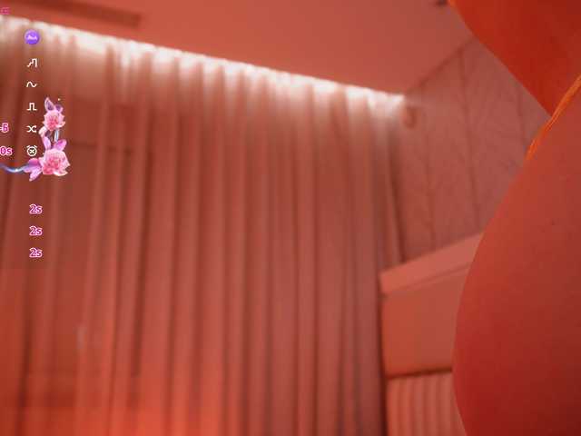 LiaGotti's BongaCams show and profile