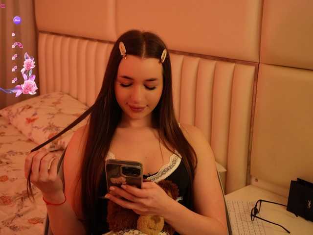 LiaGotti's BongaCams show and profile