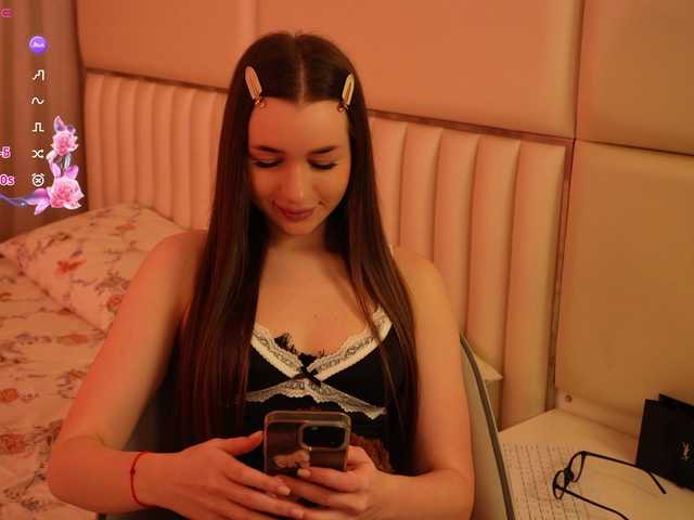 LiaGotti's BongaCams show and profile