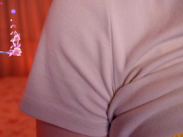 LiaGotti's BongaCams show and profile