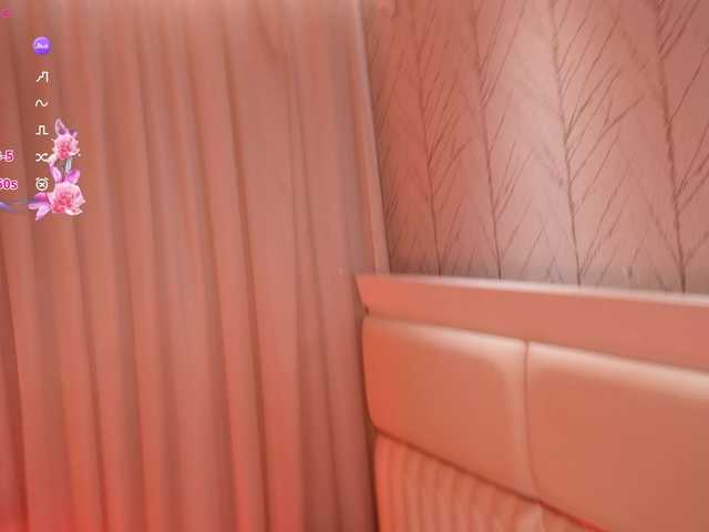 LiaGotti's BongaCams show and profile