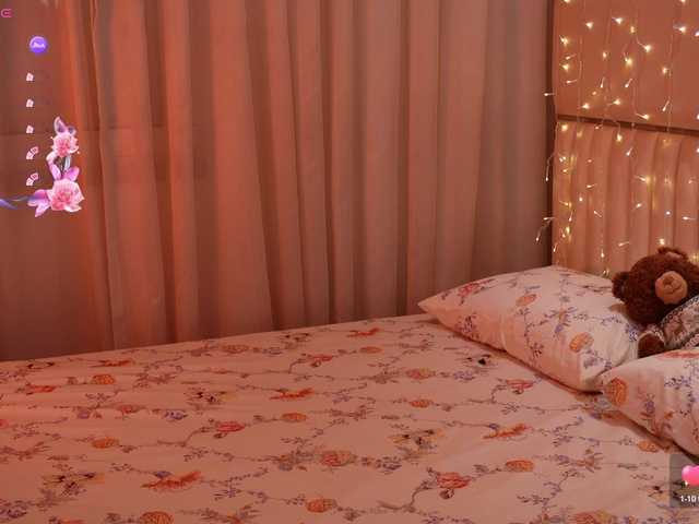 LiaGotti's BongaCams show and profile