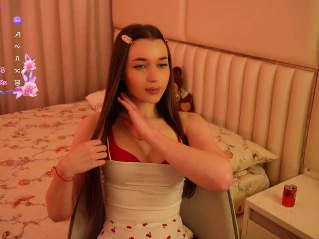 LiaGotti's BongaCams show and profile