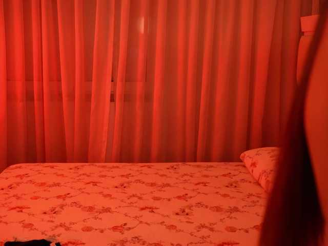 LiaGotti's BongaCams show and profile