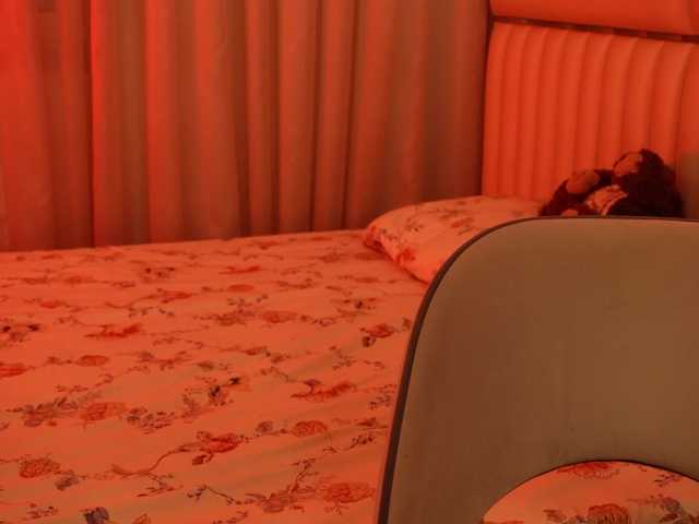 LiaGotti's BongaCams show and profile