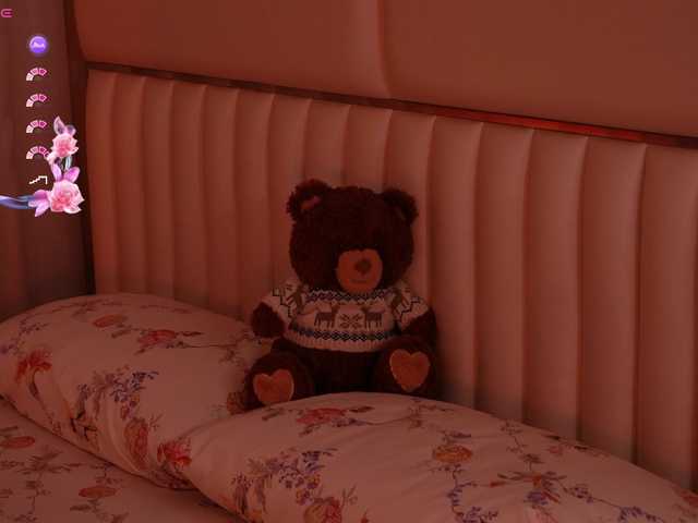 LiaGotti's BongaCams show and profile