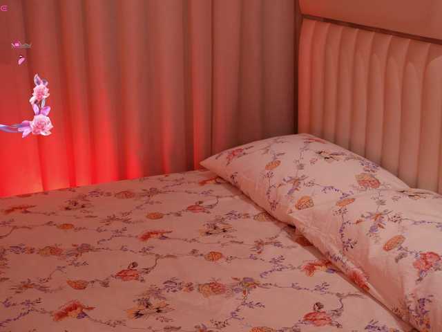 LiaGotti — Hey Im Lia, #19 #lovense #cute #teen #bigass