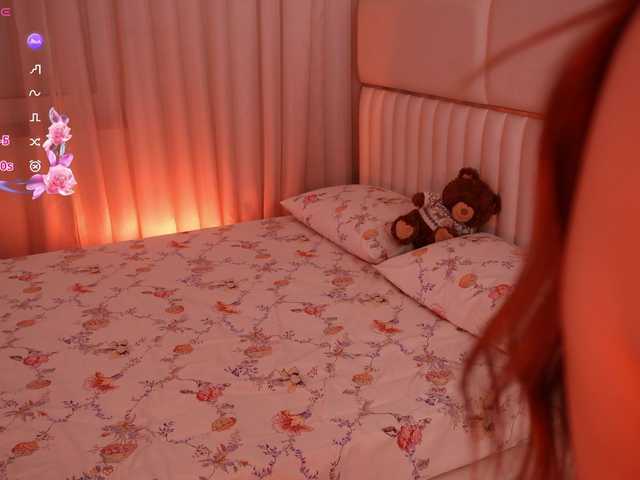 LiaGotti's BongaCams show and profile