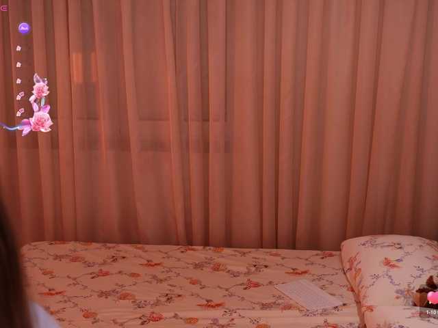 LiaGotti's BongaCams show and profile