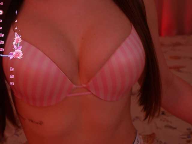 LiaGotti's BongaCams show and profile