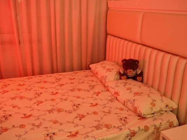 LiaGotti's BongaCams show and profile