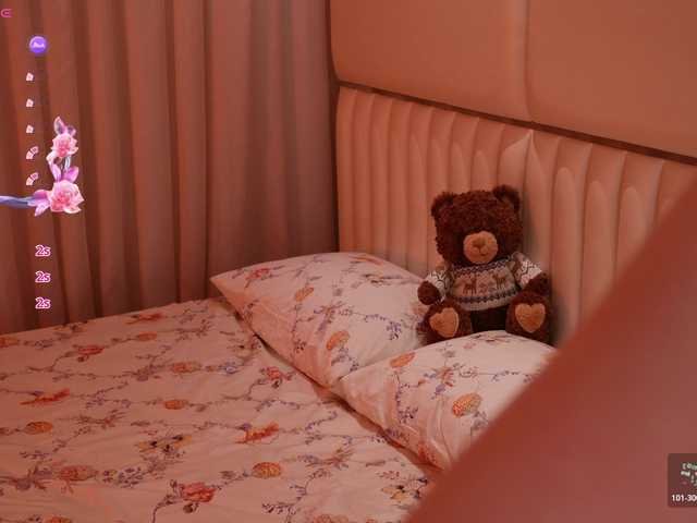 LiaGotti's BongaCams show and profile