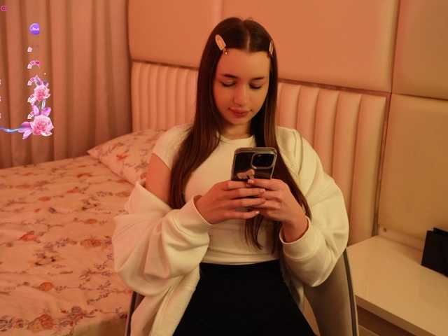 LiaGotti's BongaCams show and profile