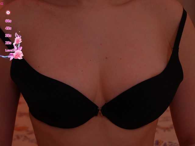 LiaGotti's BongaCams show and profile