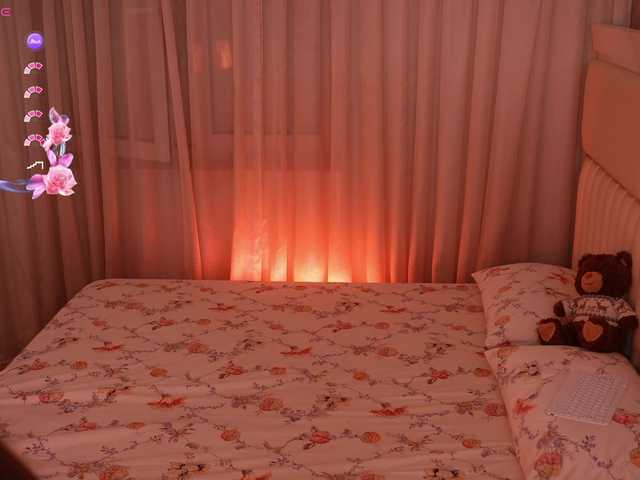 LiaGotti's BongaCams show and profile