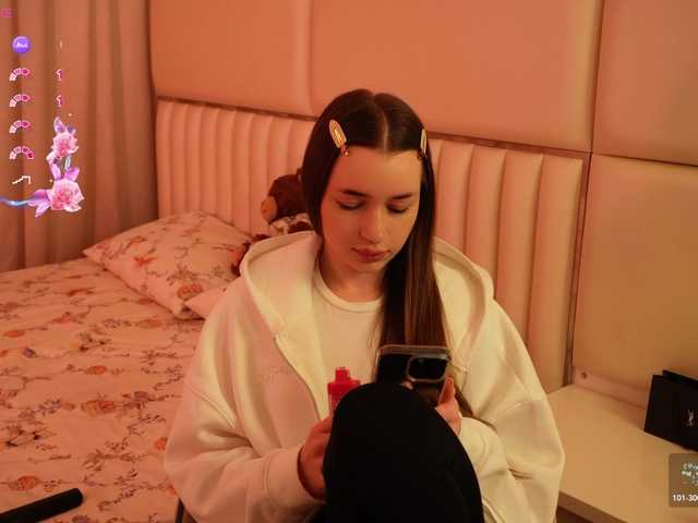 LiaGotti's BongaCams show and profile