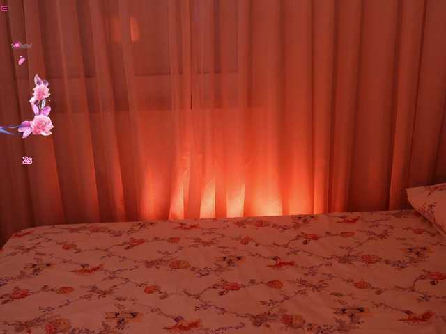 LiaGotti's BongaCams show and profile