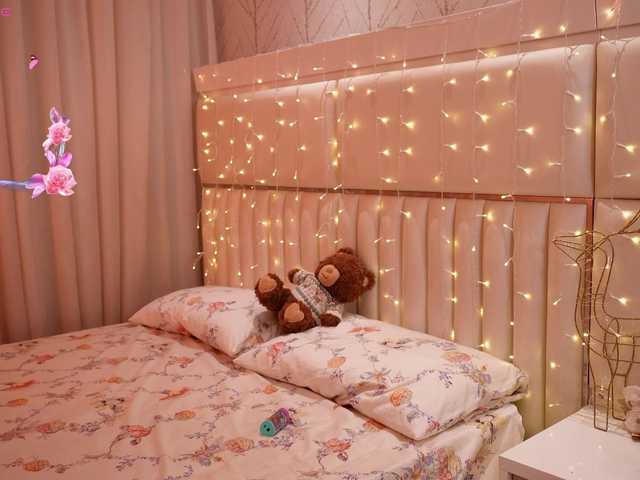 LiaGotti's BongaCams show and profile