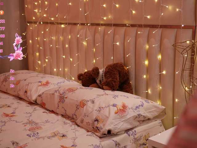 LiaGotti's BongaCams show and profile