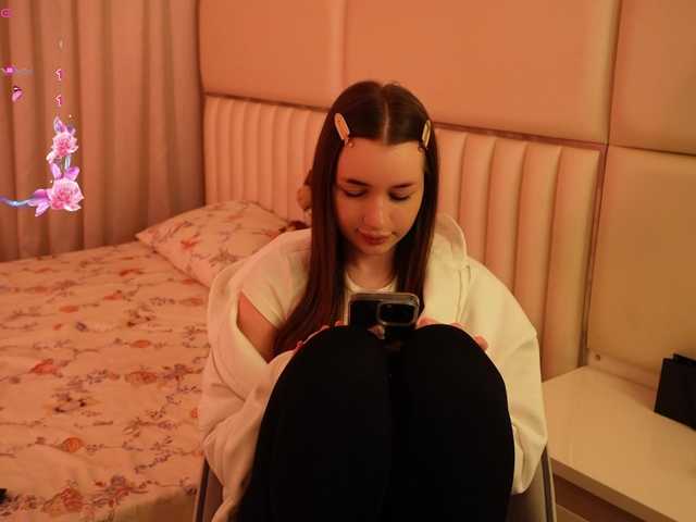 LiaGotti's BongaCams show and profile