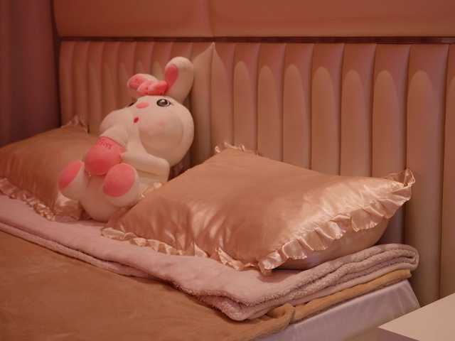 Explore LiaGotti, she wants to cum for your joy LiaGotti from BongaCams