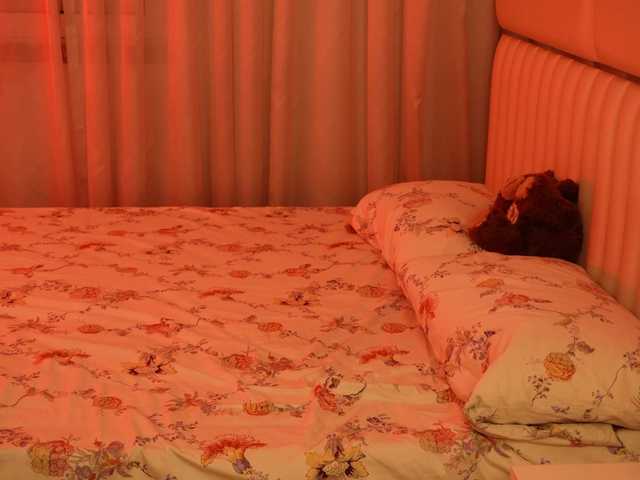 LiaGotti's BongaCams show and profile