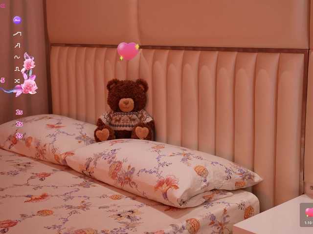 LiaGotti's BongaCams show and profile