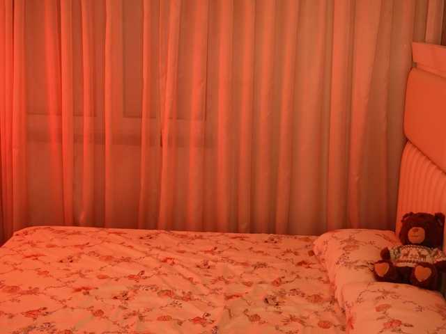 LiaGotti's BongaCams show and profile