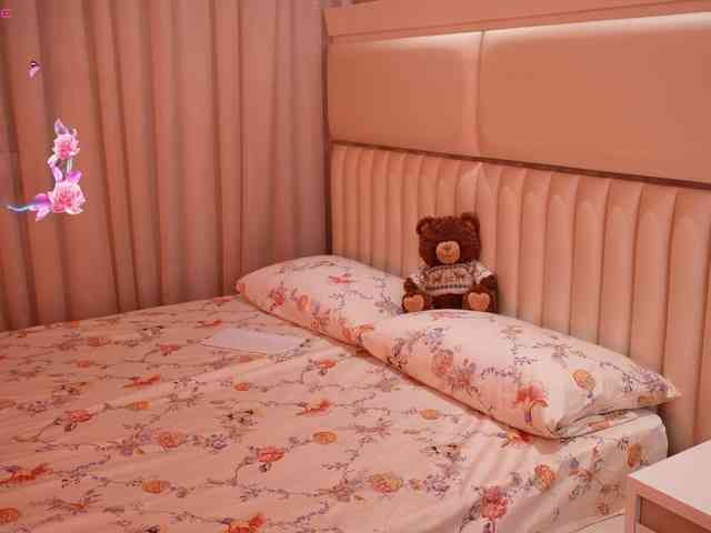 LiaGotti Live Webcam on BongaCams