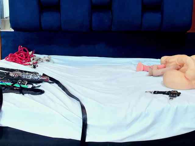 MicaelaSweet webcam