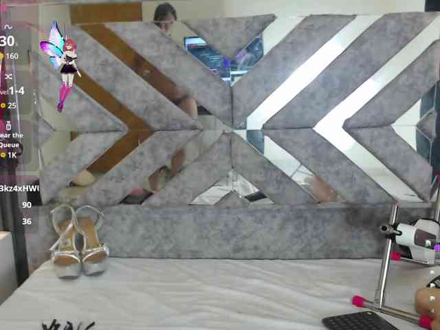 MicaelaSweet webcam