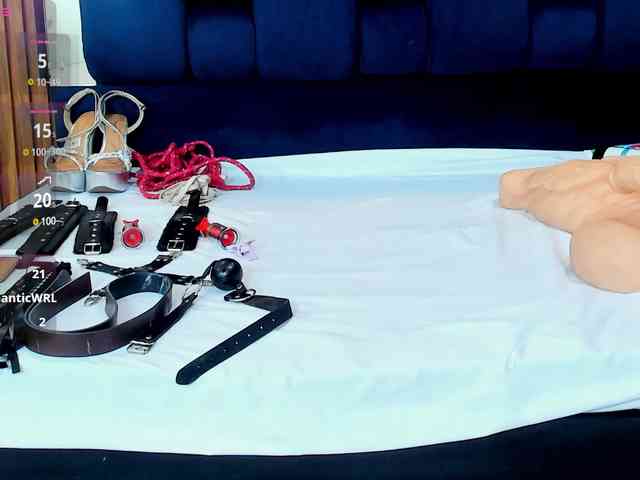MicaelaSweet webcam
