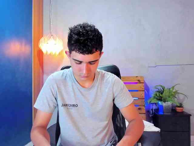 Alejo-gray