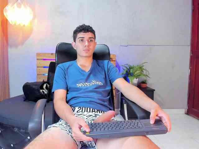 Alejo-gray