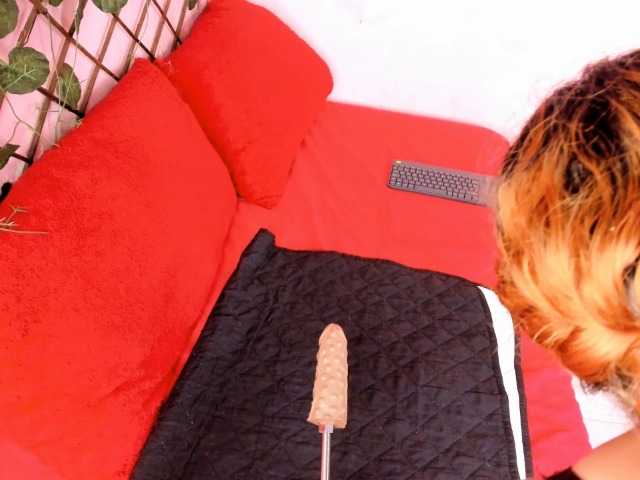 emyhouston00's BongaCams show and profile