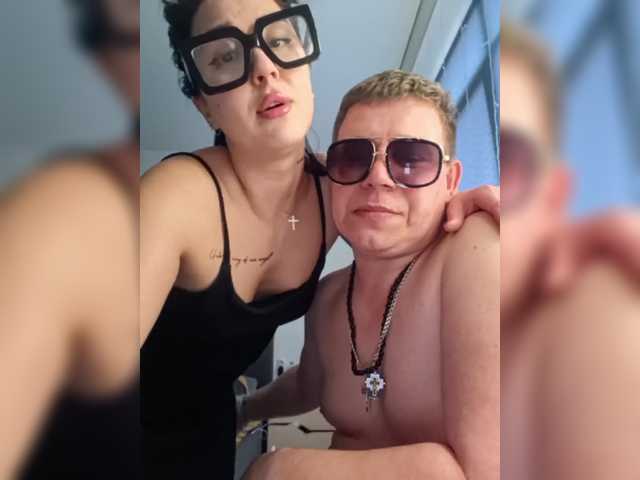 OlyaKolya's BongaCams show and profile