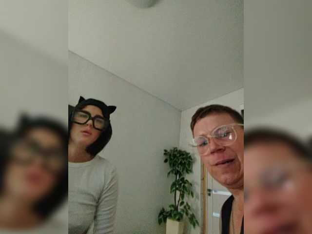 go to chat with Twixxsex