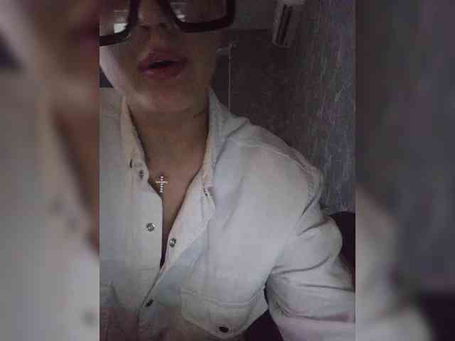 OlyaKolya Live Webcam on BongaCams