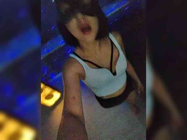 nude live webcam OlyaKolya