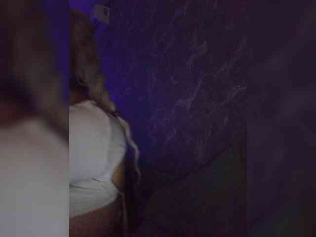naked live chat OlyaKolya